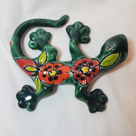 Mexican Talavera Pottery Gecko Lizard Hand Painted Porcelain Ceramic Figurine - Picture 8 of 9